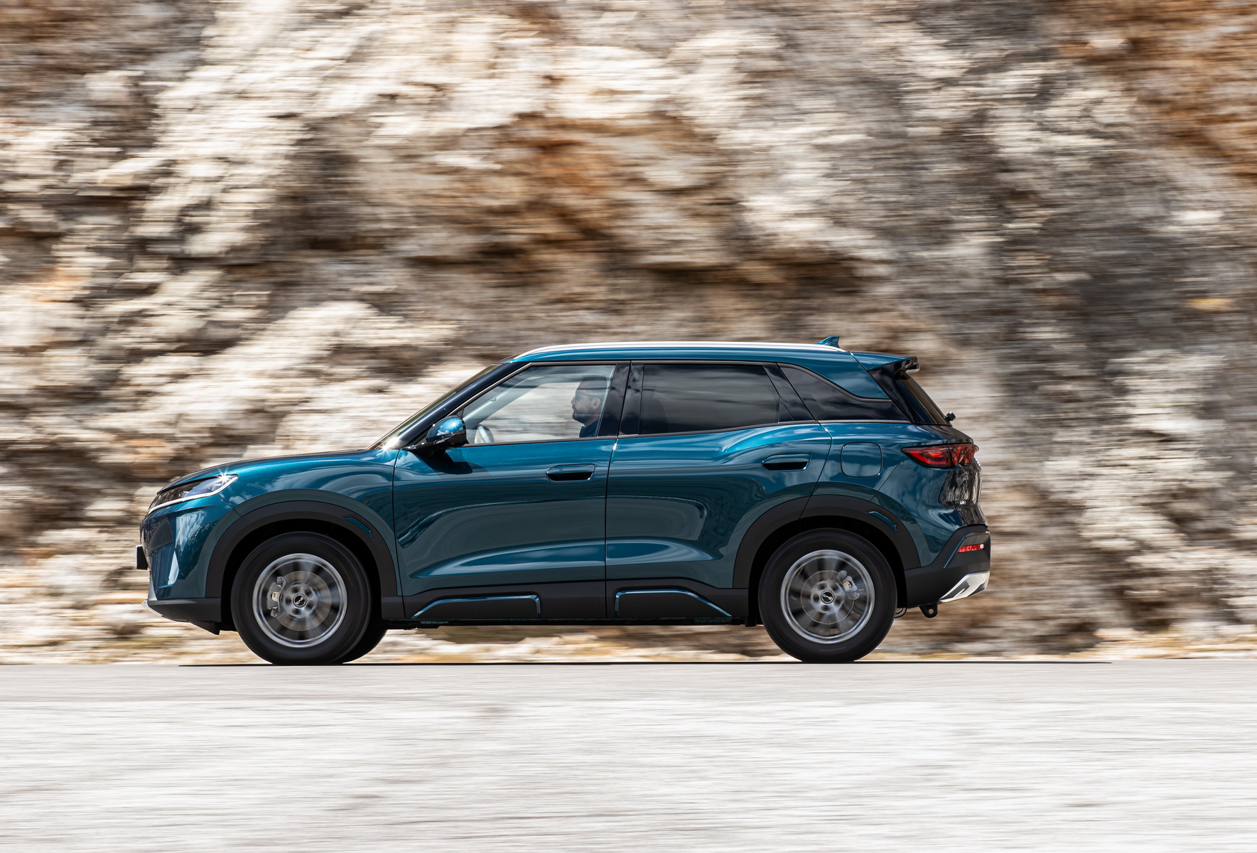 BYD ATTO2 DM i EXTERIOR (4) resize