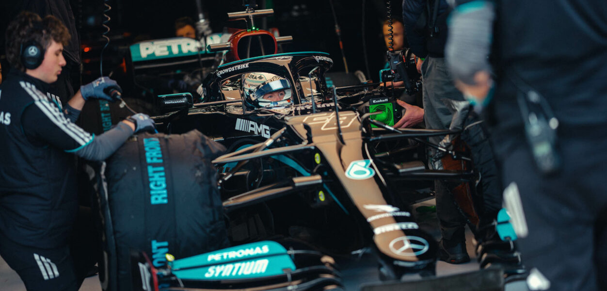 F1 Doriane Pin (Mercedes W12) (8)