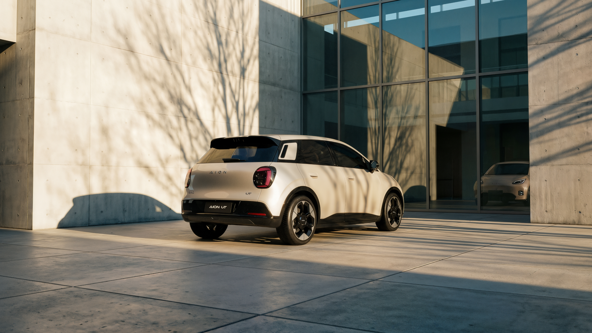 GAC-Aion-UT-4 Στην Ελλάδα το νέο GAC Aion UT με τιμή-έκπληξη