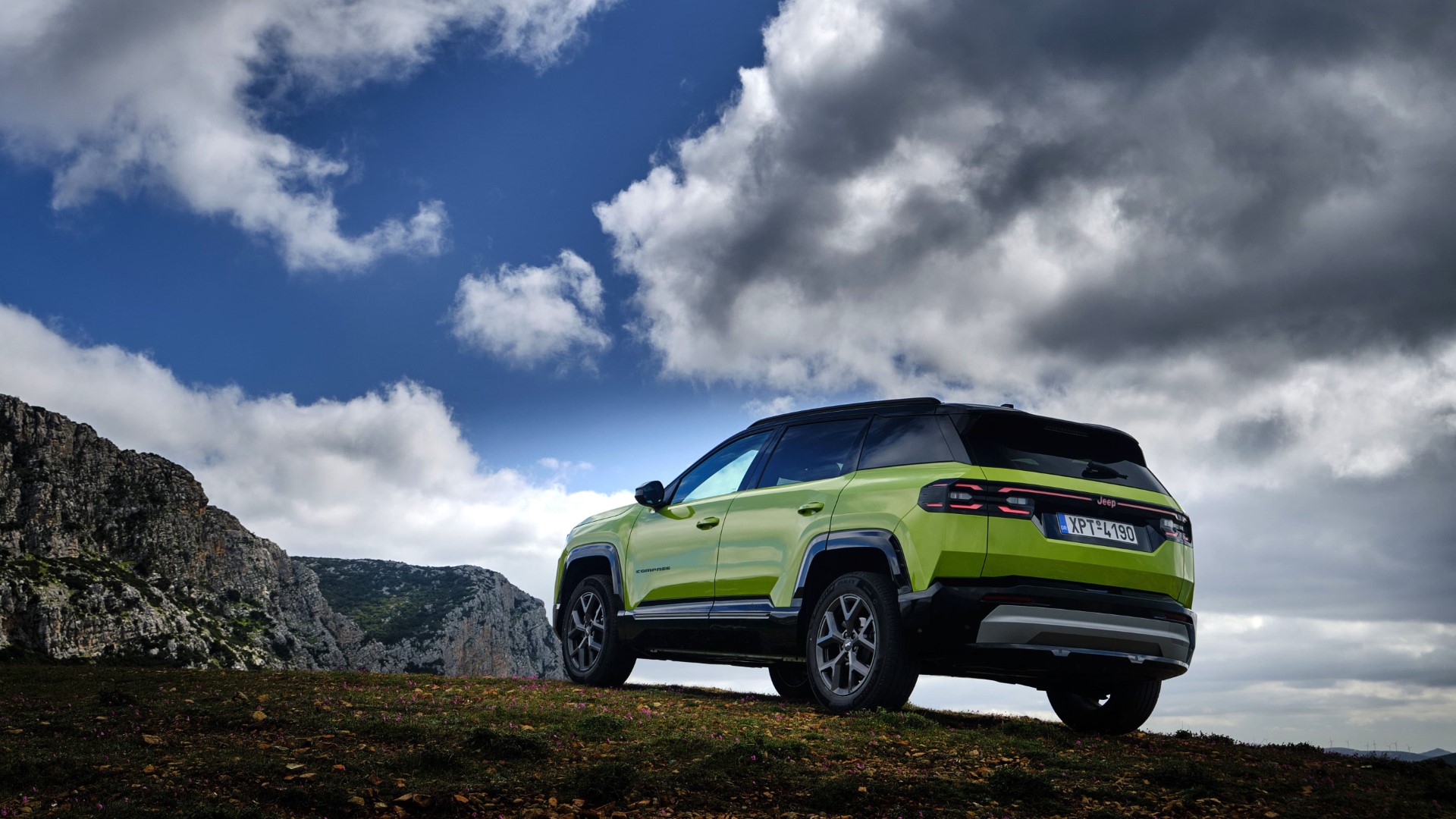 Η πυξίδα του νέου Jeep Compass ενώνει δύο δρόμους