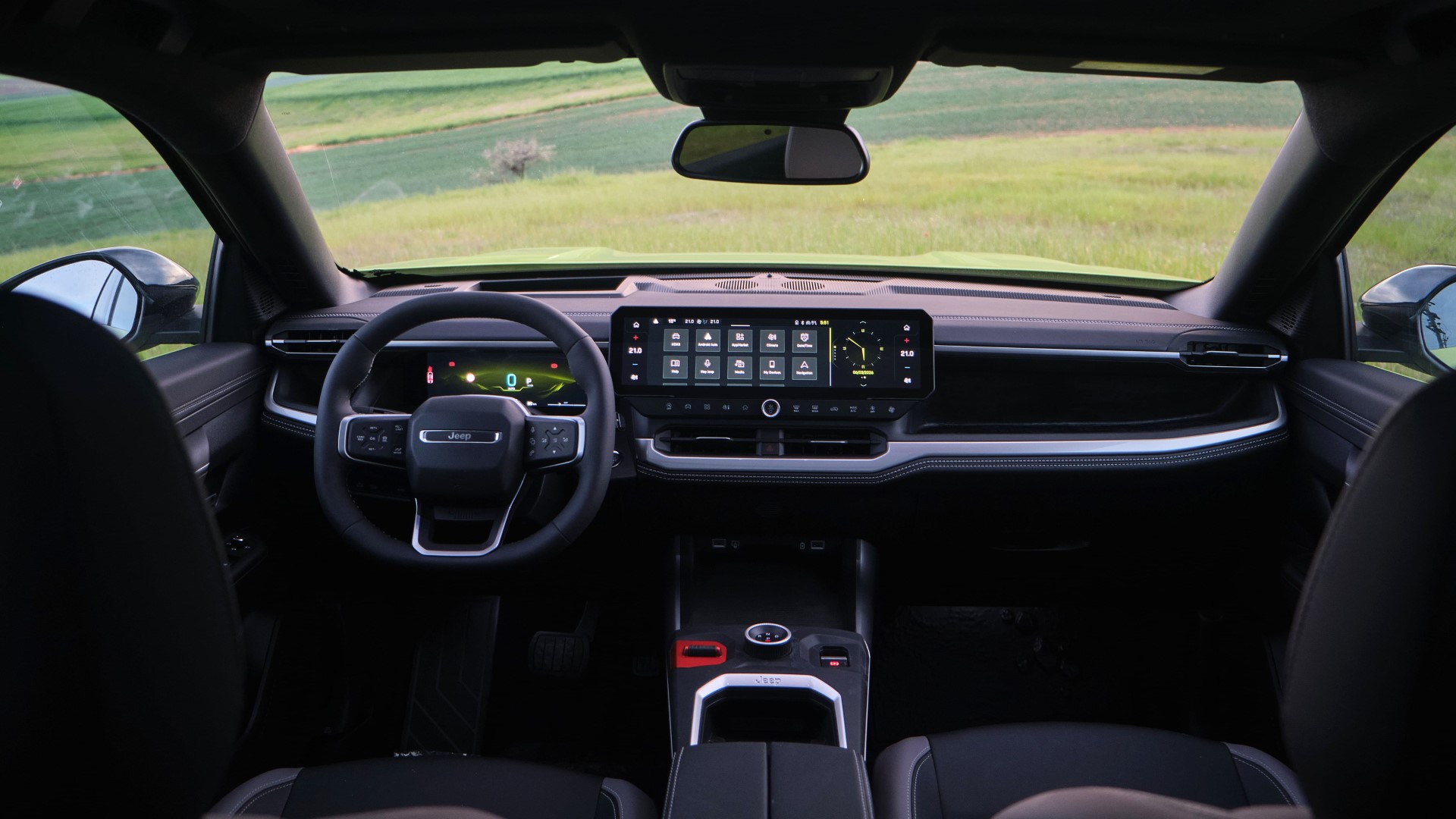 Η πυξίδα του νέου Jeep Compass ενώνει δύο δρόμους