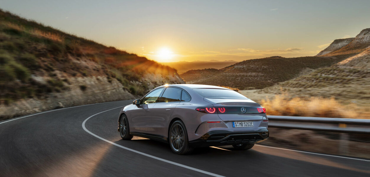 Mercedes Benz C 400 4MATIC electric (2)