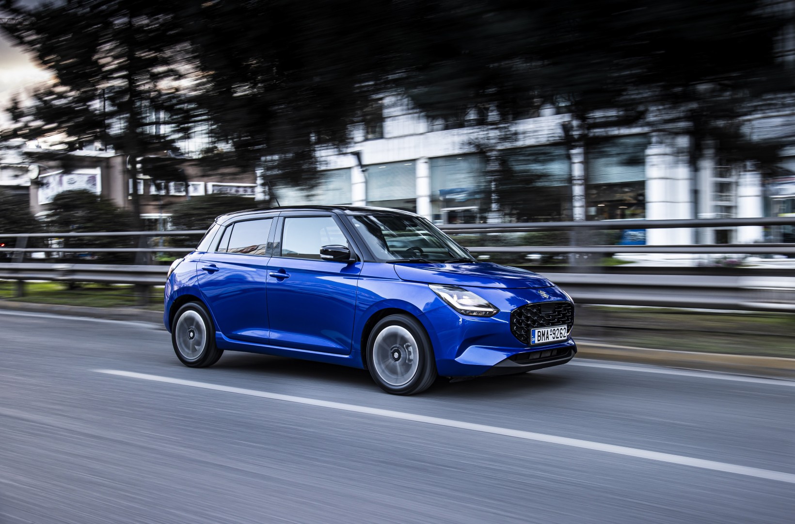 Suzuki SWIFT Hybrid: Η σταθερή αξία στα σύγχρονα αυτοκίνητα πόλης