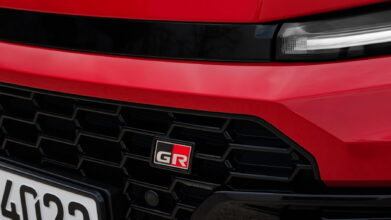 TOYOTA RAV4 (15) TOYOTA RAV4 (15)