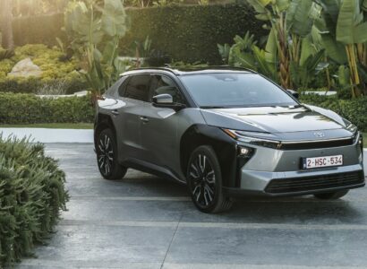 Toyota: Αύξηση 79% στις πωλήσεις ηλεκτρικών για το πρώτο 3μηνο του 2026