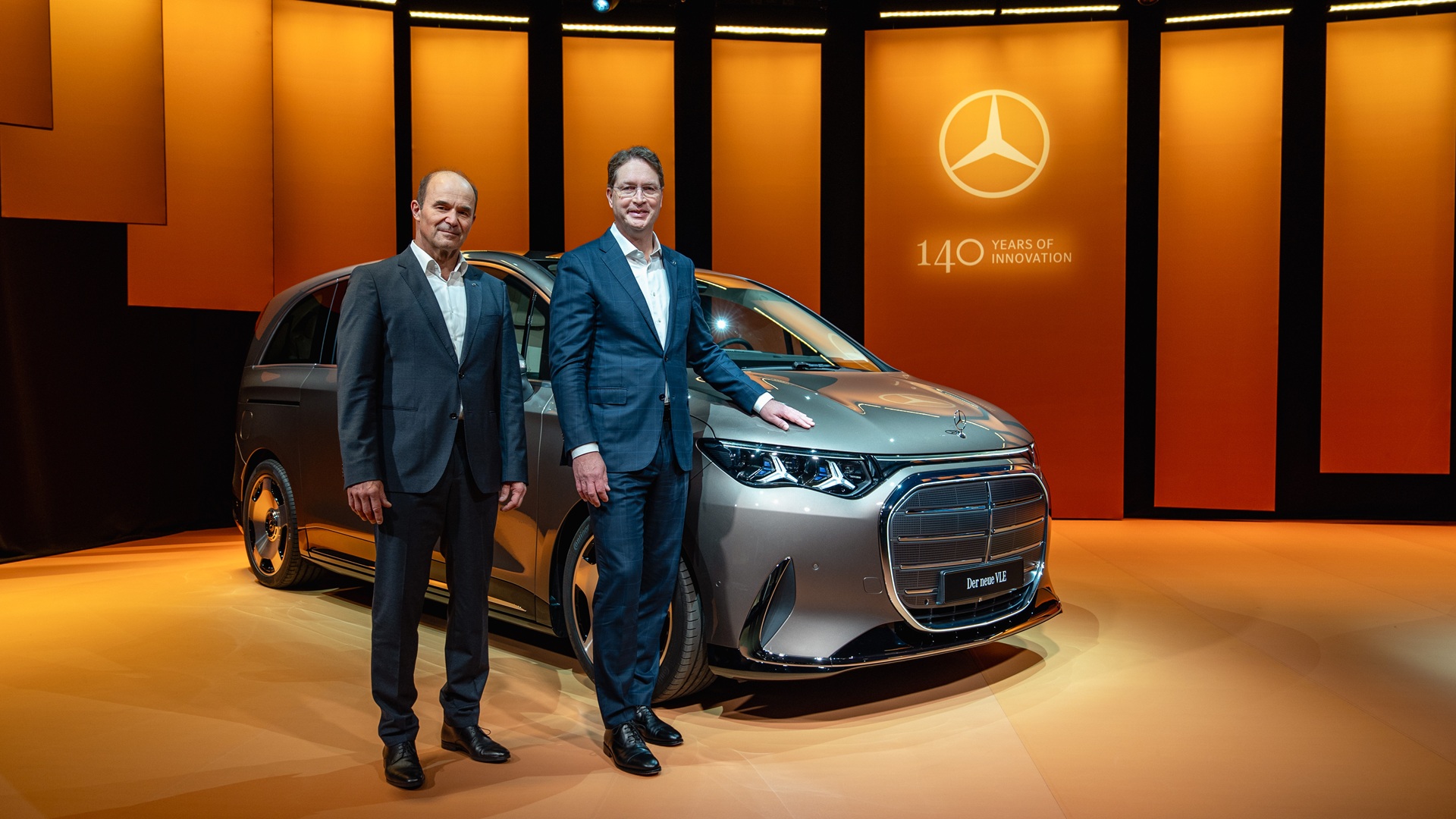 mercedes benz annual general meeting (2)