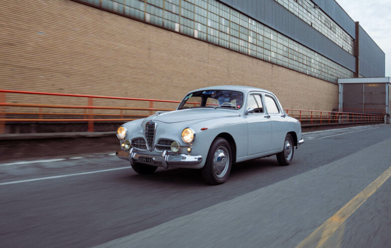 Alfa Romeo 1900 Torino Mirafiori Test Drive(1)