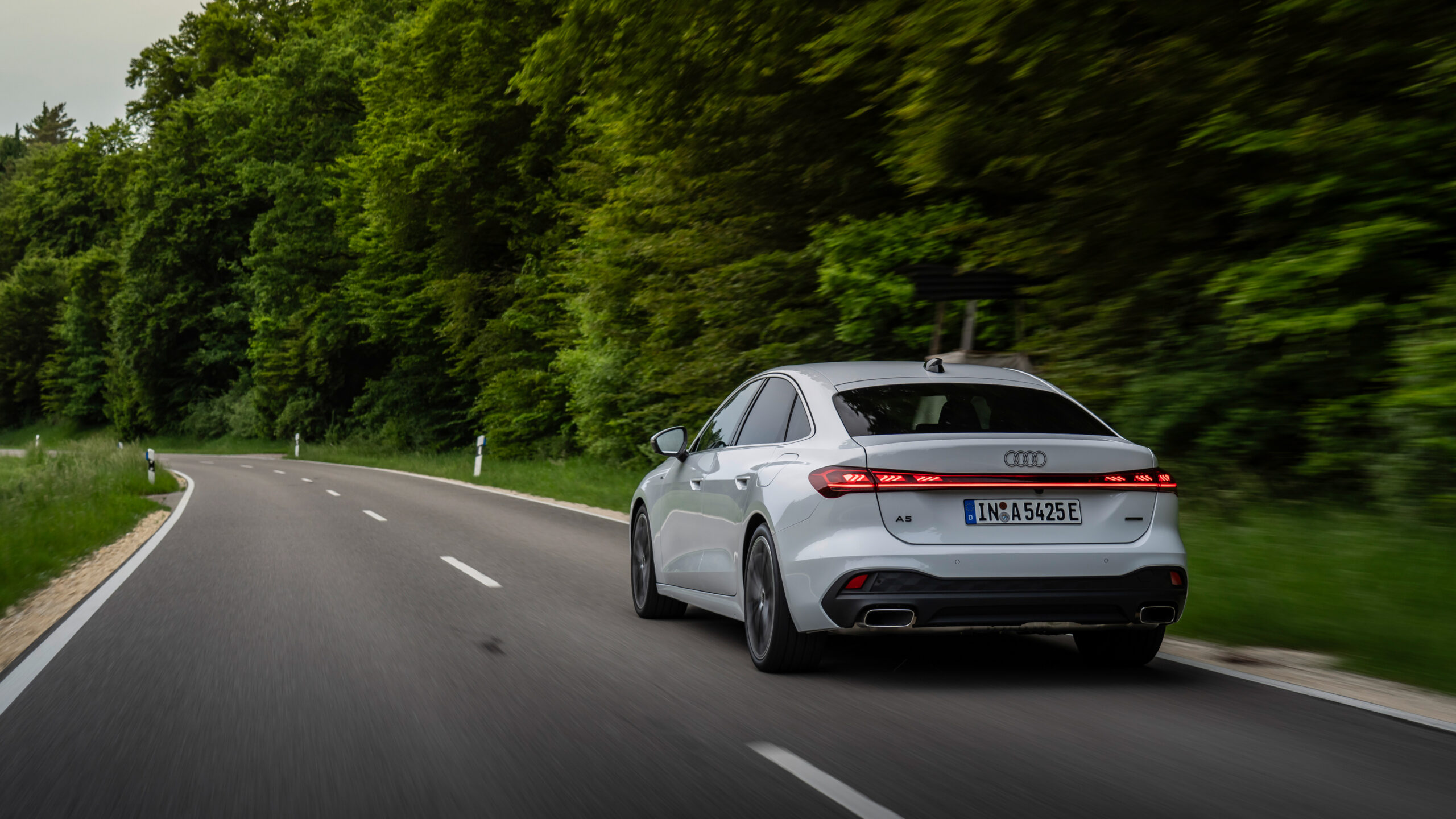 Audi A5 Sedan e hybrid quattro test drive 25 Audi A5 Sedan e hybrid quattro test drive 25