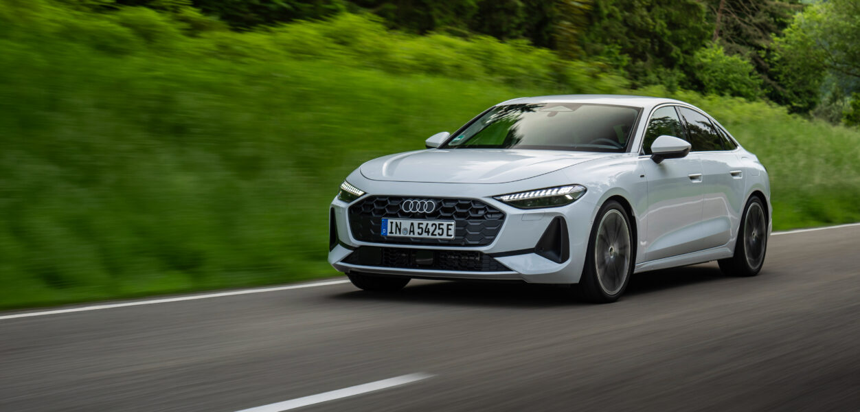 Audi A5 Sedan e hybrid quattro test drive 28