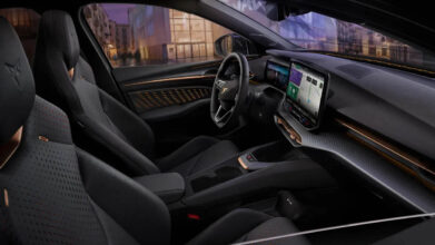 Cupra Raval 8