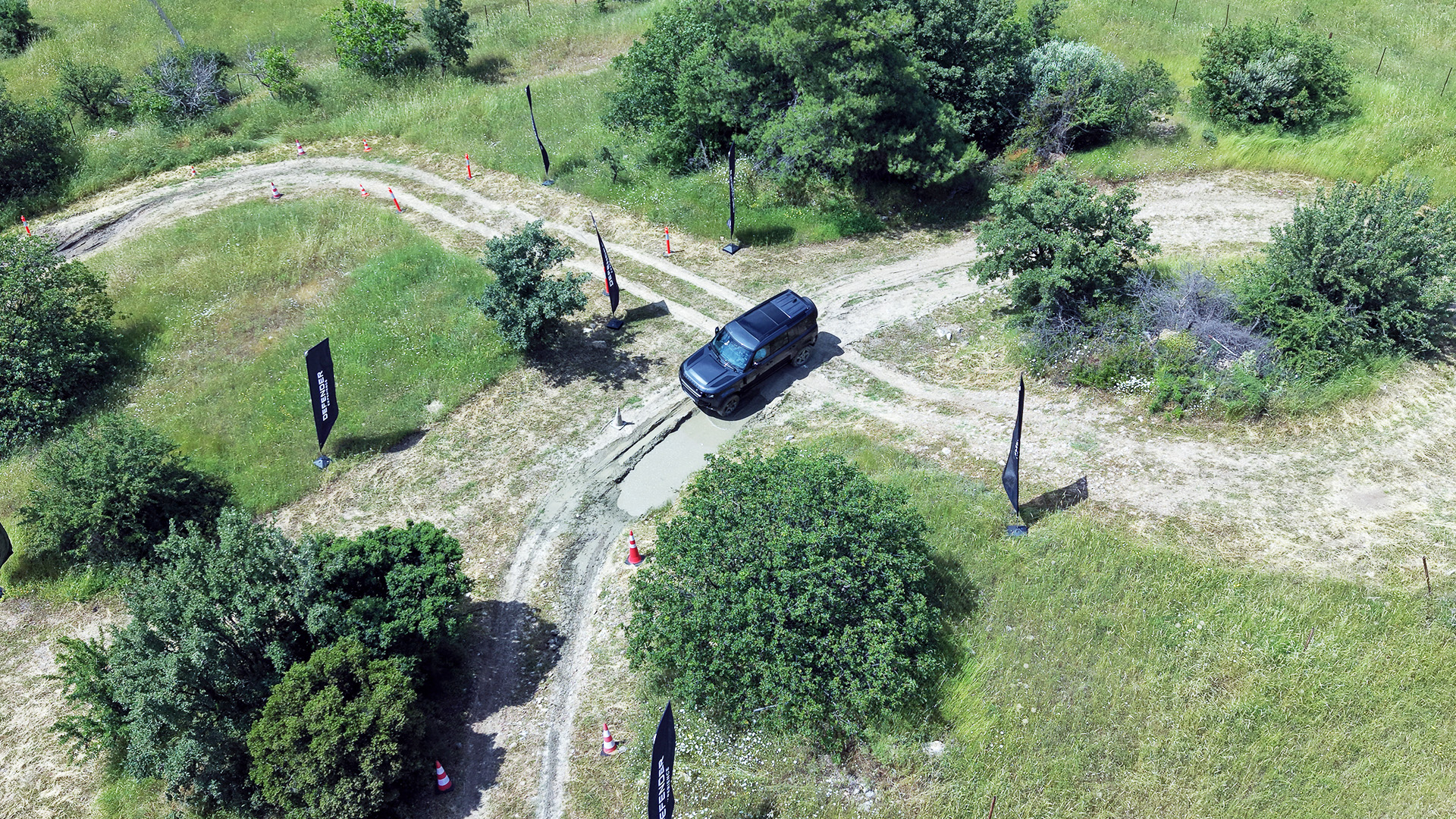 DEFENDER Expirience (12) DEFENDER Expirience (12)