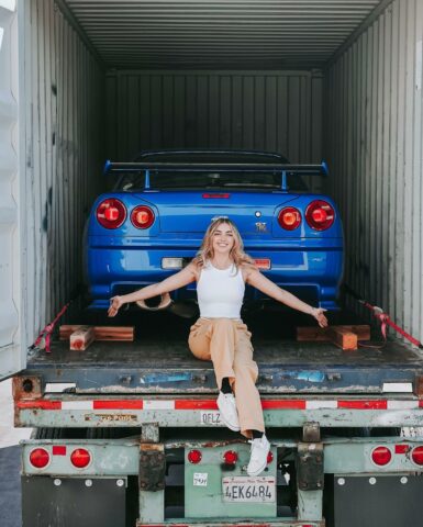 Emelia Hartford (1)