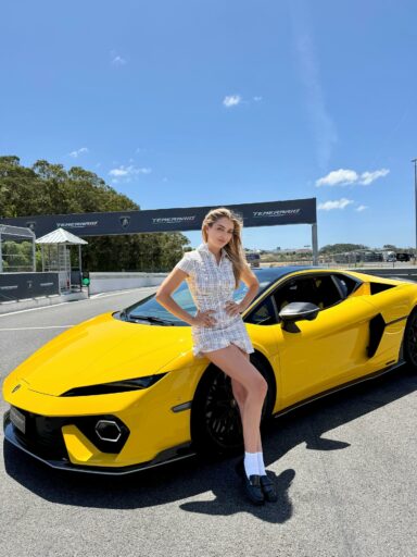 Emelia Hartford (12)