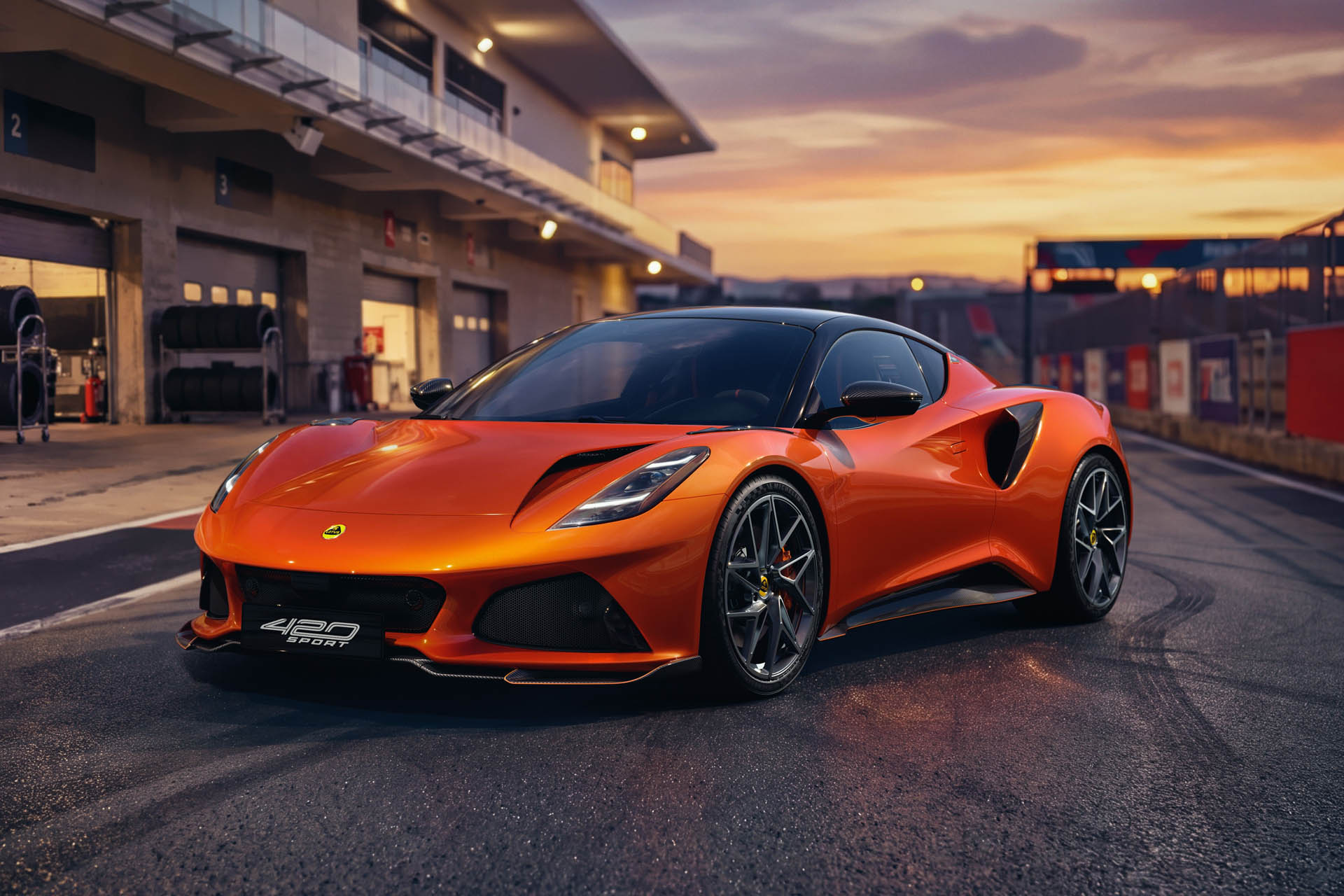 Lotus Emira 420 Sport Lineup Lotus Emira 420 Sport Lineup