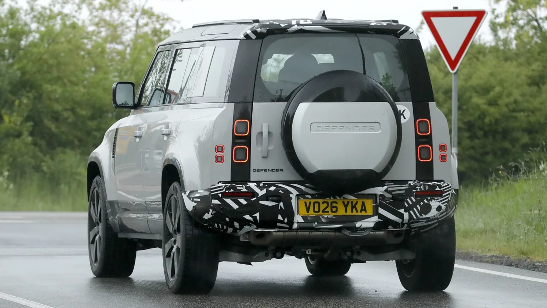 MY27 Land Rover Defender 3 MY27 Land Rover Defender 3