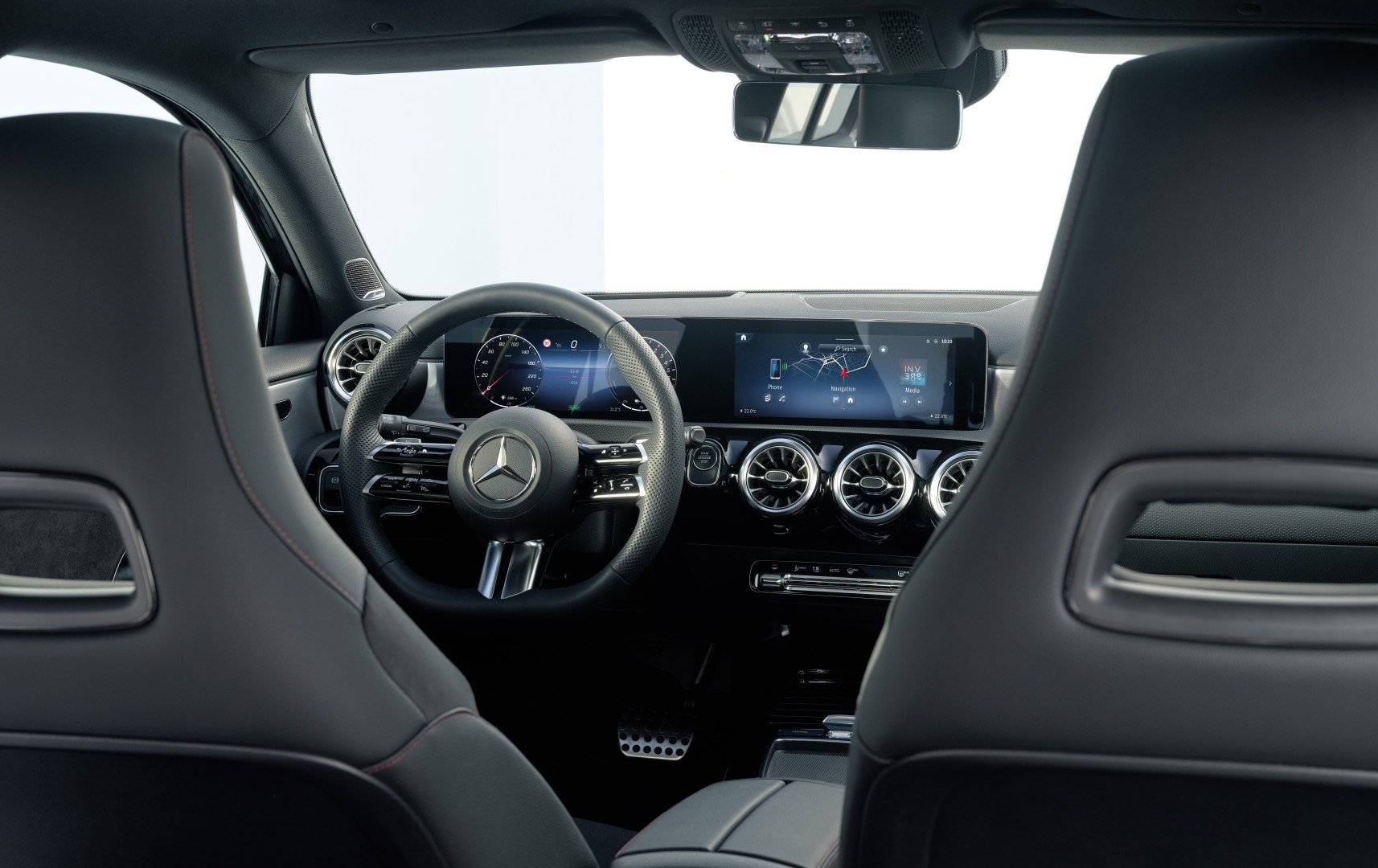 Mercedes-Benz A-Class: Το εισιτήριο για τα «αστέρια»