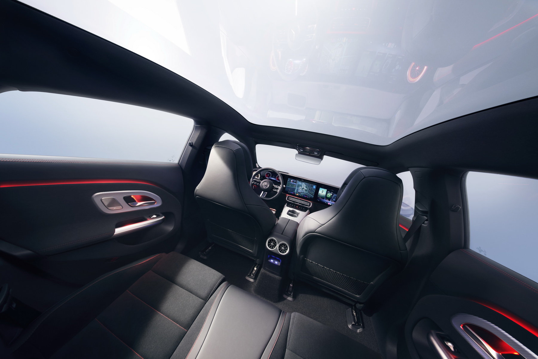 Mercedes Benz CLA200 Hybrid (38) - Γυάλινη οροφή