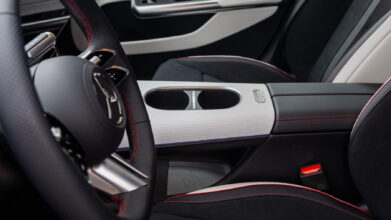 Mercedes Benz CLA200 Hybrid (4)