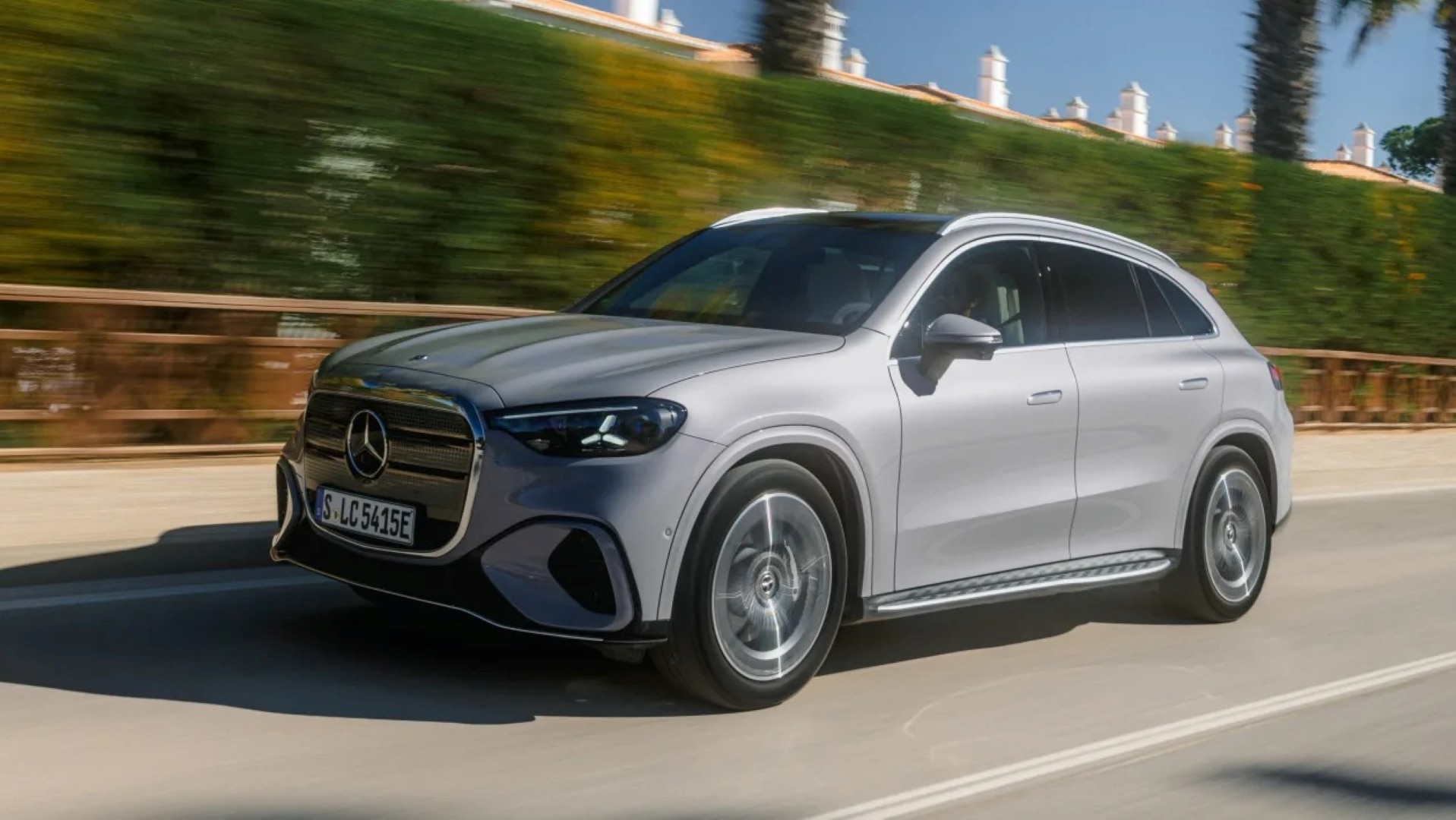 Mercedes-Benz: Τα θερμικά και ηλεκτρικά μοντέλα της θα μοιράζονται κοινά στοιχεία