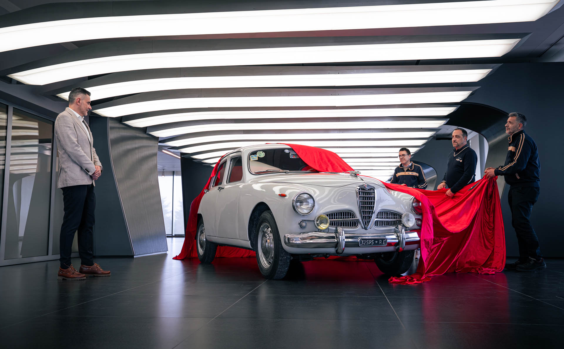 Museo Storico Alfa Romeo & Alfa Romeo 1900(1) Museo Storico Alfa Romeo & Alfa Romeo 1900(1)