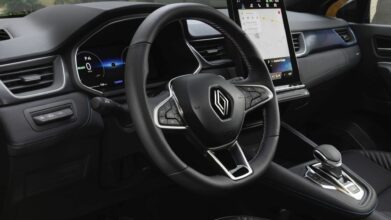Δοκιμάζουμε το νέο Renault Captur E-Tech των 160 ίππων
