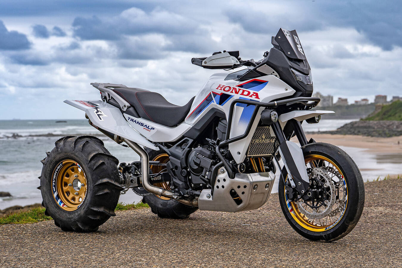 Honda ATC750 – Honda Benelux x Dealer Anquety Motor Sport Honda ATC750 – Honda Benelux x Dealer Anquety Motor Sport