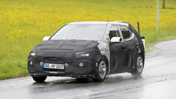 Hyundai i20 spy shots (1)