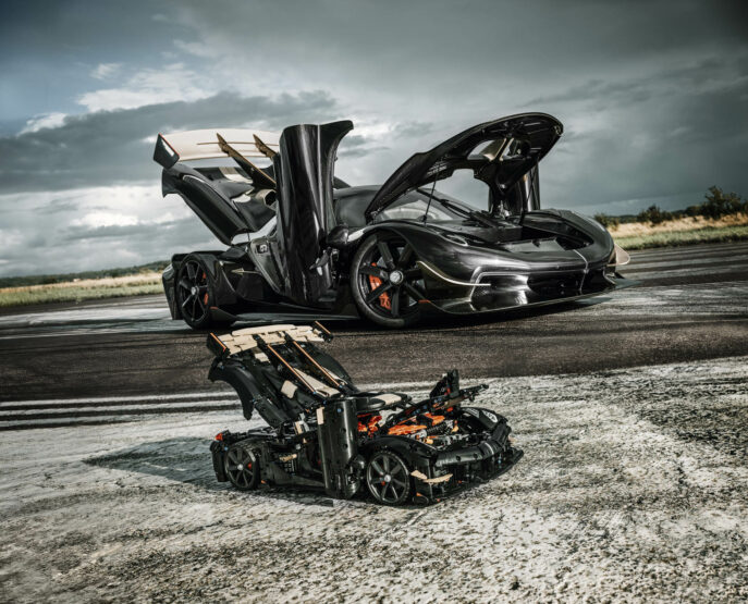 LEGO Technic Koenigsegg Sadair’s Spear (10)