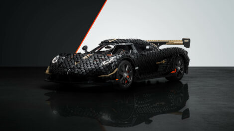 LEGO Technic Koenigsegg Sadair’s Spear (10) 1