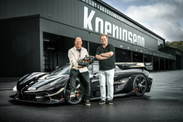 LEGO Technic Koenigsegg Sadair’s Spear (14)