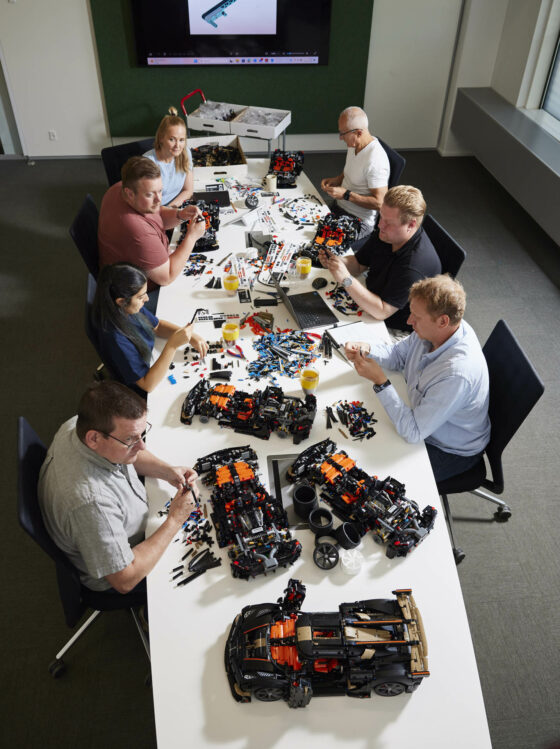 LEGO Technic Koenigsegg Sadair’s Spear (2)