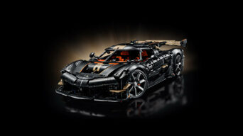 LEGO Technic Koenigsegg Sadair’s Spear (25)