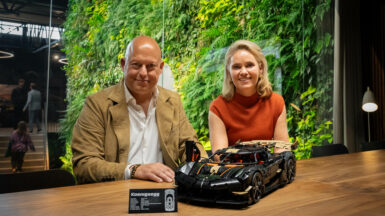 LEGO Technic Koenigsegg Sadair’s Spear (27)