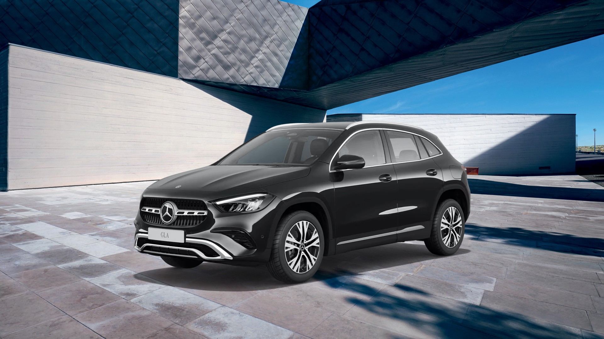 Mercedes-Benz: Γιορτάζει 140 χρόνια καινοτομίας με 140 GLA σε μειωμένη τιμή