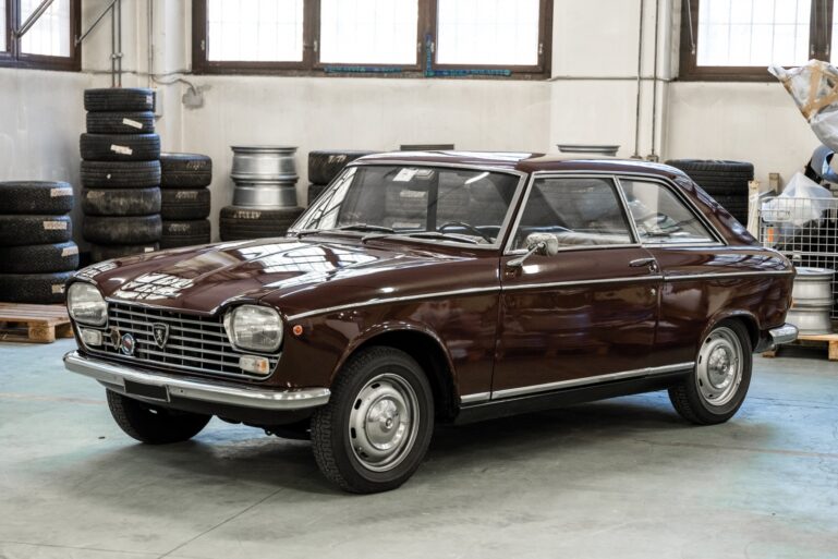 Peugeot 204 1966 (20)