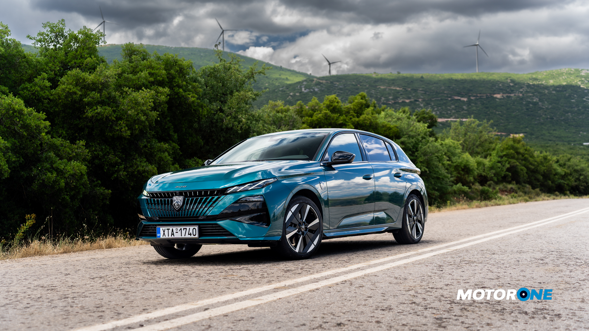 Peugeot e 308 GT test drive 26