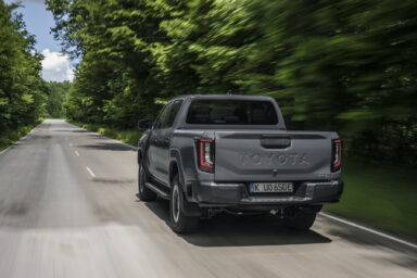 TOYOTA HILUX (17)