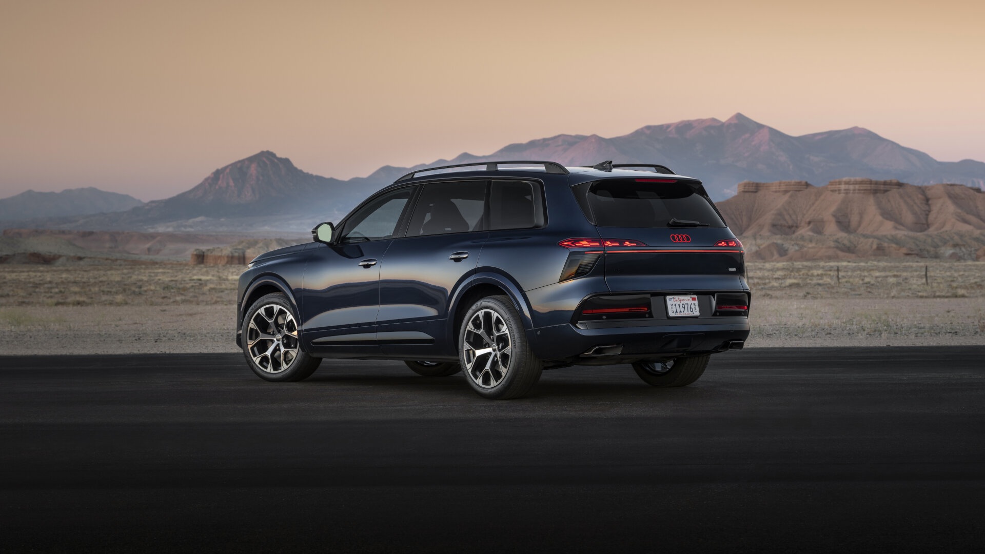Audi Q9 (25)
