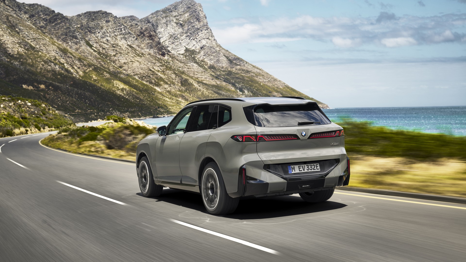 Αποκάλυψη για τη νέα BMW X5: Για πρώτη φορά και ηλεκτρική