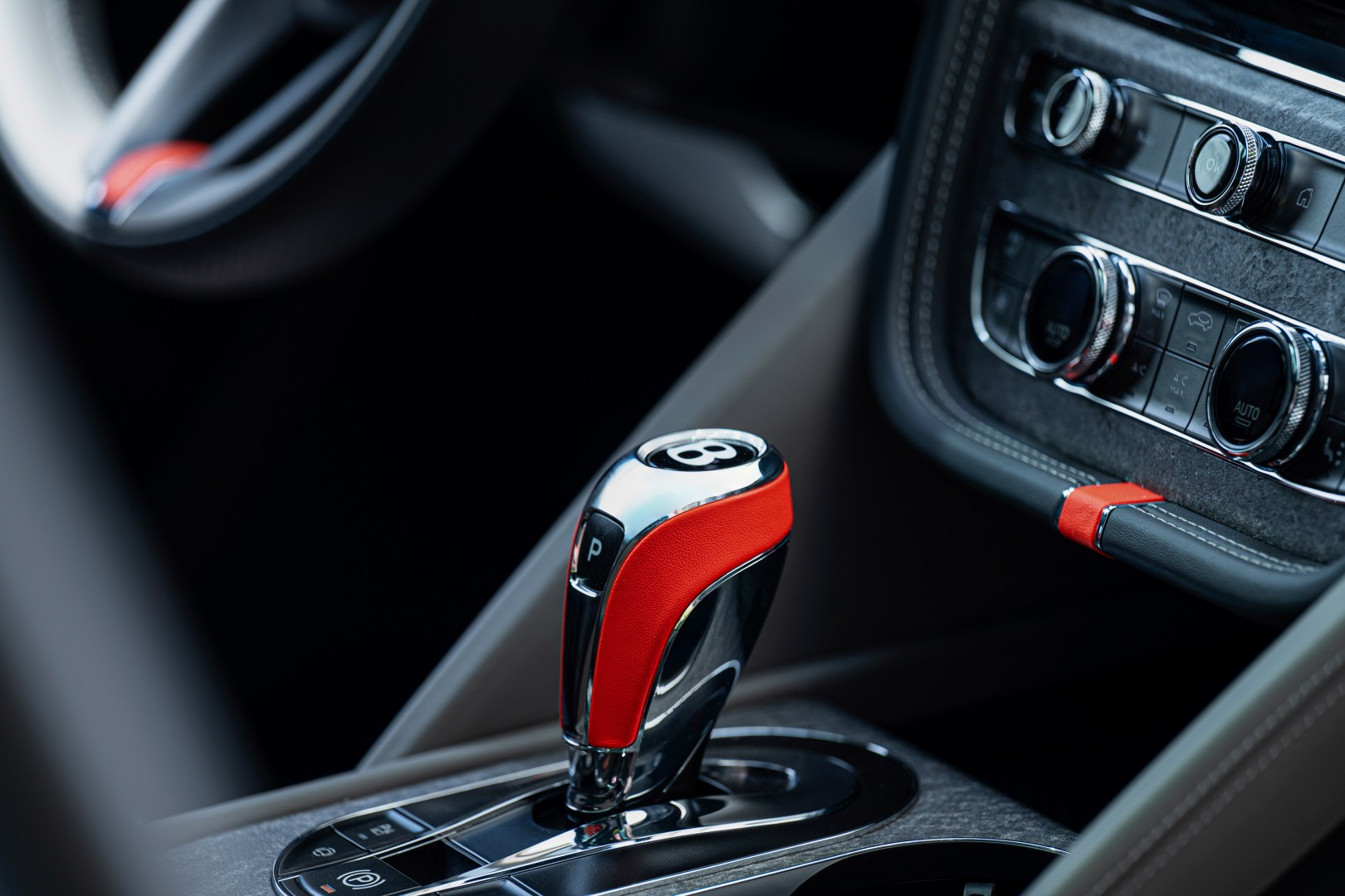 Bentley Caldera Collection: Όταν η Σαντορίνη εμπνέει την Bentley