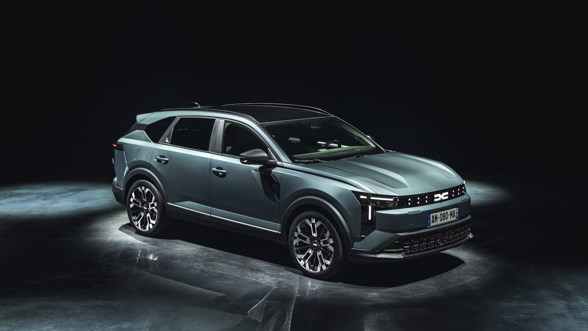 Dacia Striker Hybrid 155 15