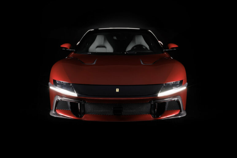 Ferrari 12Cilindri Manuale (3)
