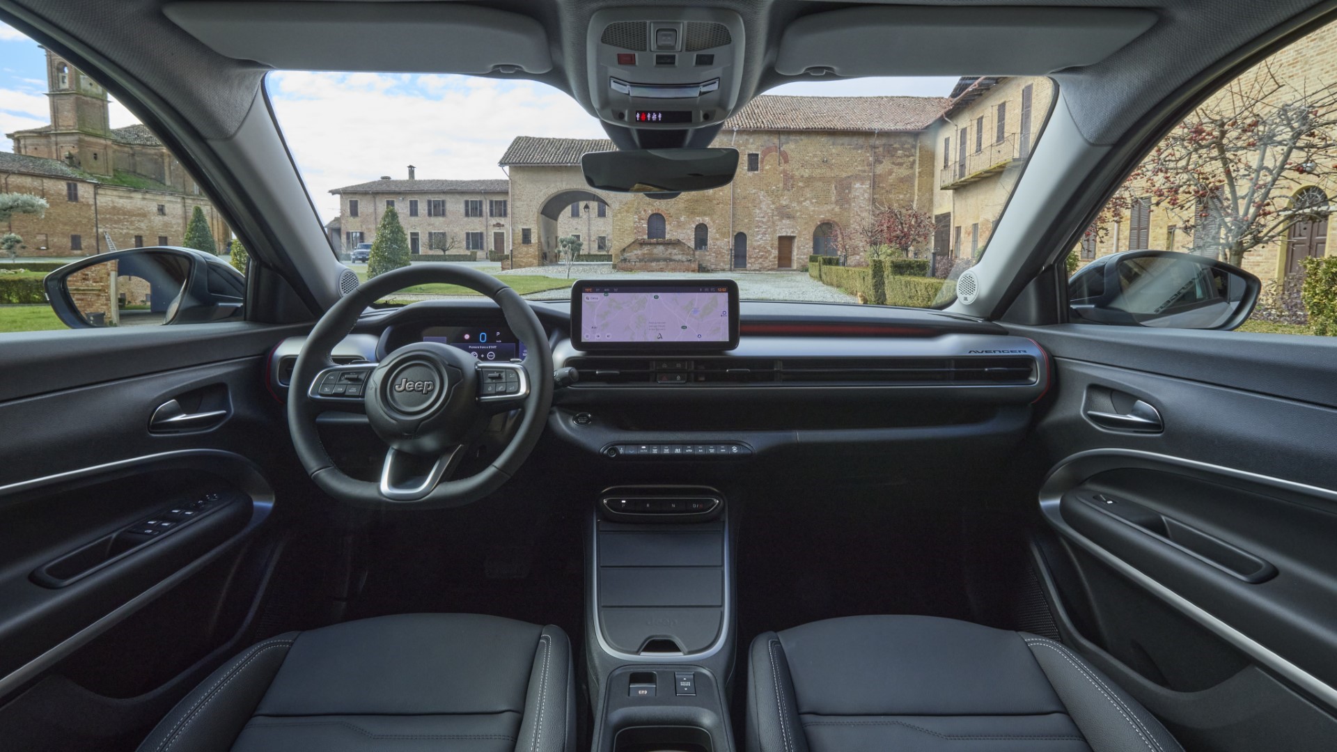 Jeep Avenger e Hybrid 3 Jeep Avenger e-Hybrid: Με όφελος έως 2.500 ευρώ και 8ετή εργοστασιακή εγγύηση