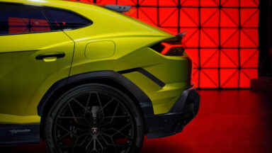 Lamborghini Urus SE Performante (1)