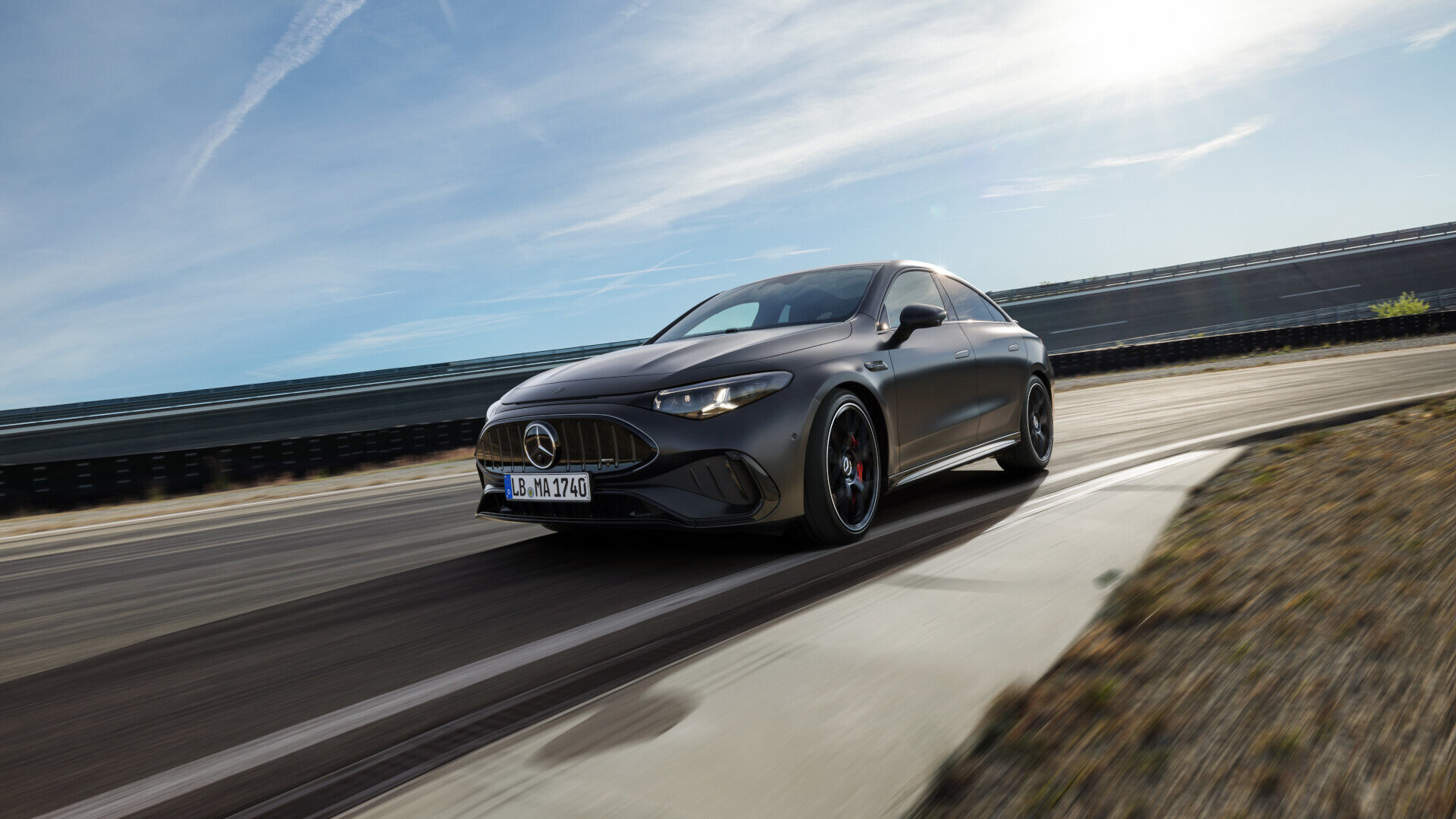 Mercedes AMG CLA 45 4MATIC+ (1) Mercedes AMG CLA 45 4MATIC+ (1)