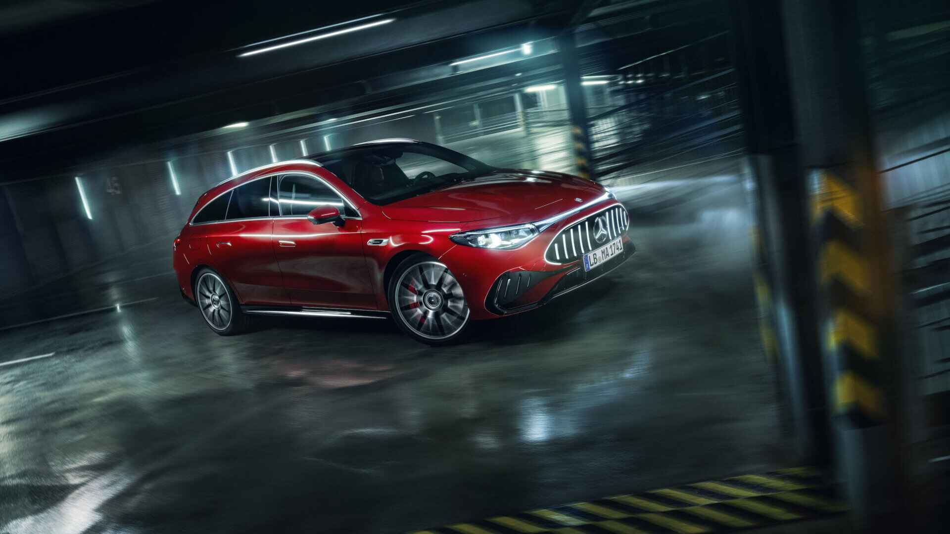 Mercedes AMG CLA 45 4MATIC+ (32) Mercedes AMG CLA 45 4MATIC+ (32)