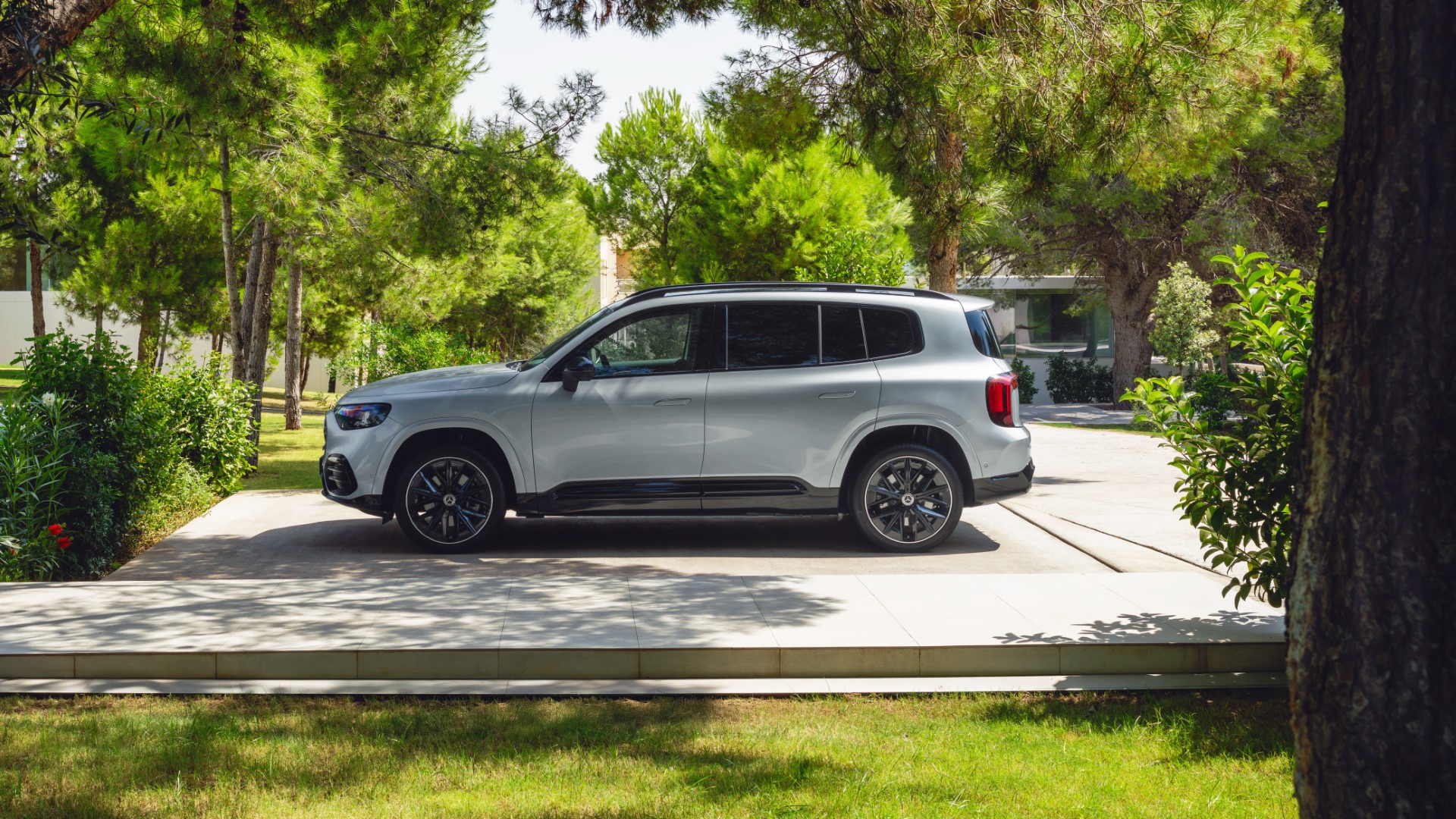 Mercedes Benz Adv 3 Mercedes-Benz GLB: Το premium SUV που αλλάζει τα δεδομένα