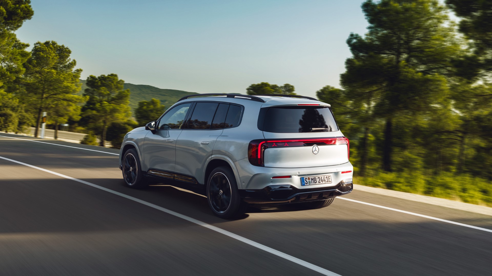 Mercedes Benz Adv 8 Mercedes-Benz GLB: Το premium SUV που αλλάζει τα δεδομένα