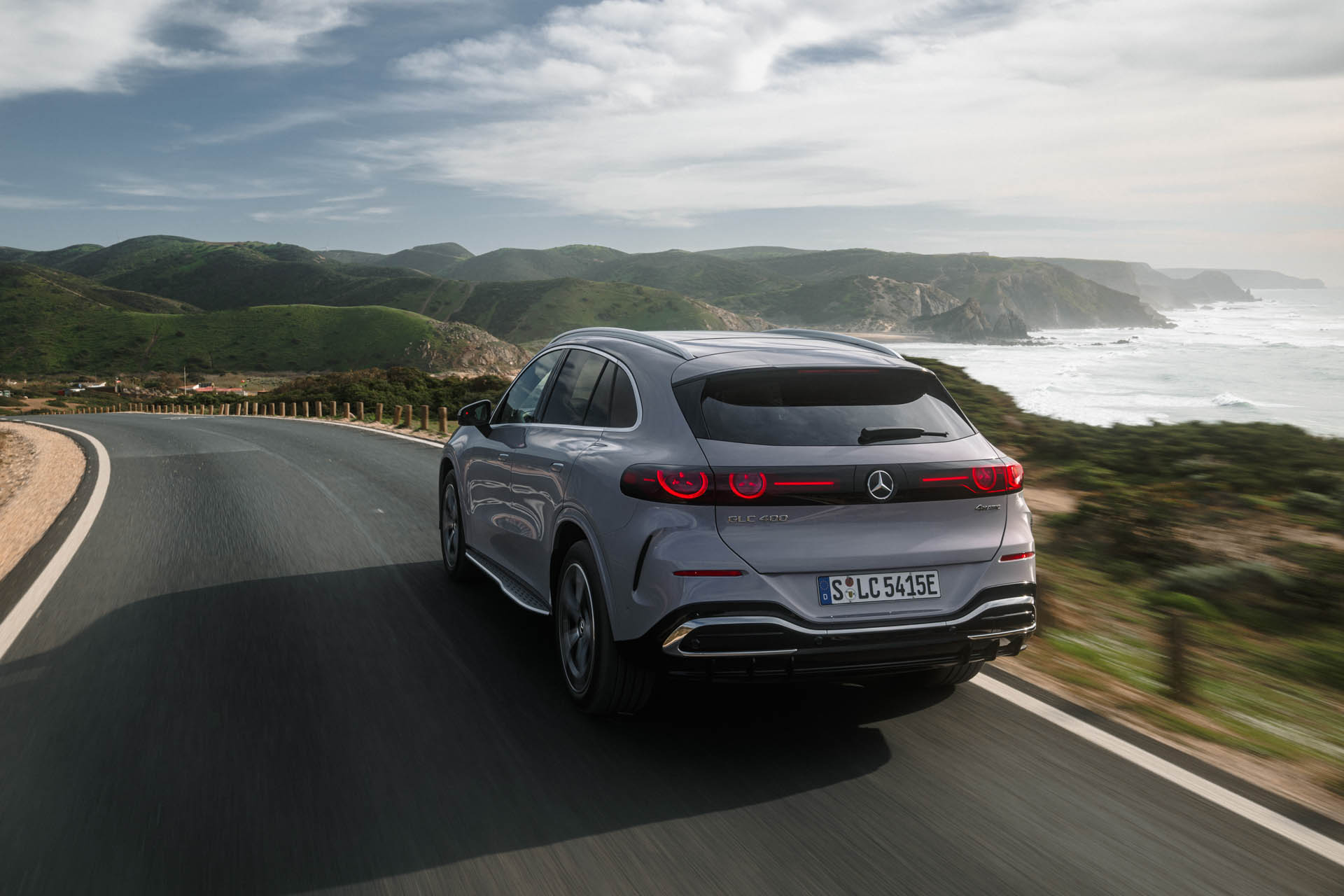 Mercedes Benz GLC 400 4MATIC with EQ Technology (2) Mercedes Benz GLC 400 4MATIC with EQ Technology (2)