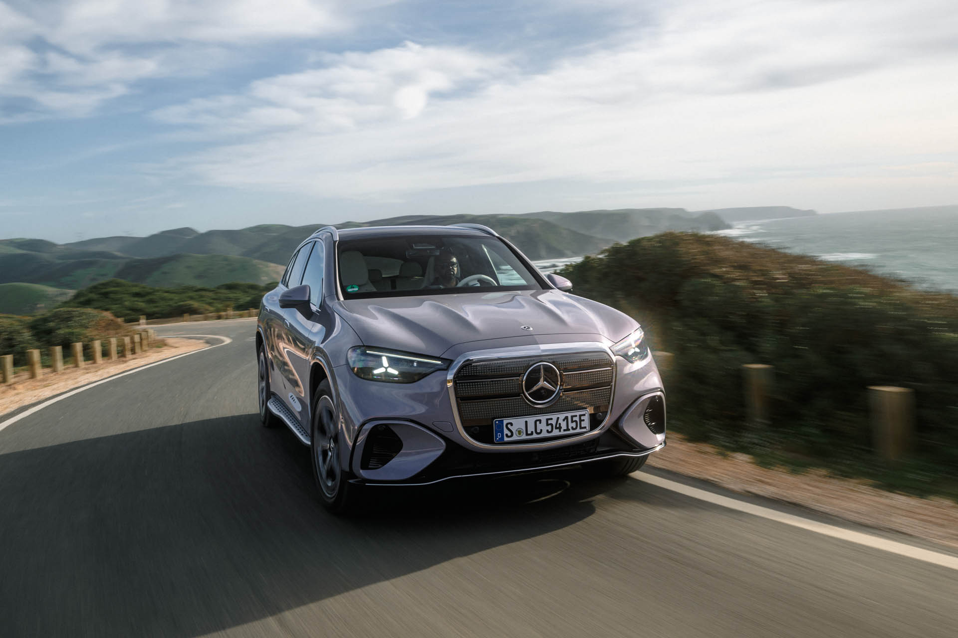 Mercedes Benz GLC 400 4MATIC with EQ Technology (4) Mercedes Benz GLC 400 4MATIC with EQ Technology (4)